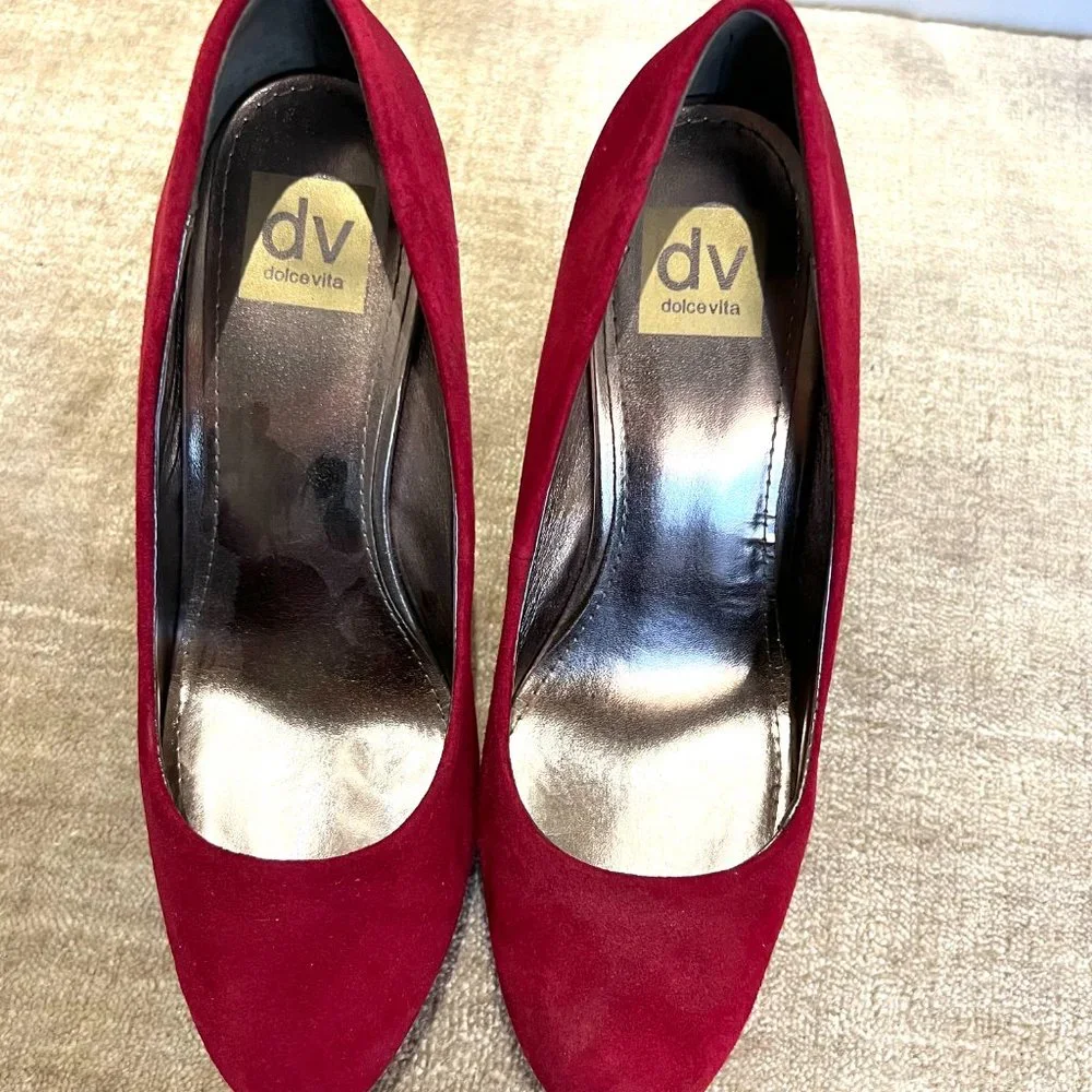 Dolce Vita women's pumps, size 8.5.